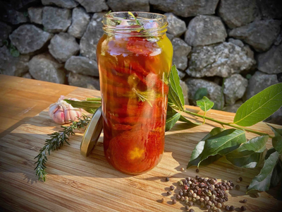 Los tomates confitados en las tiendas ya valen fortuna: preparalos así de fácil en casa e igual de deliciosos
