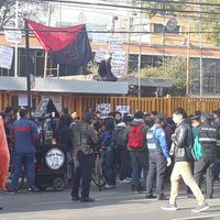 Alumnos cierran la Prepa 5 para exigir el esclarecimiento del caso Marco Antonio