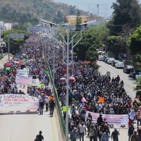 Alcaldes y comisarios marchan para exigir a Evelyn Salgado mejoras en obras, salud y vialidades