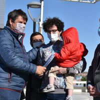 Mariano Gaido entregó 134 lotes a familias en Neuquén Capital