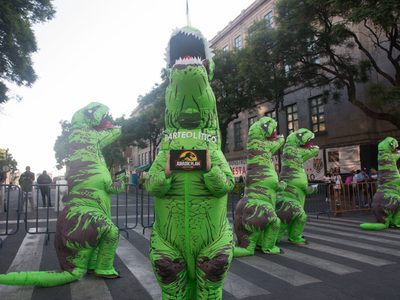 Xóchitl Gálvez manda "dinosaurios" a la SCJN en protesta contra el Plan B