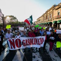 De norte a sur, furia ciudadana por el gasolinazo
