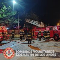 Se incendió una vivienda en el centro de San Martín de los Andes