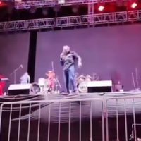 Tras muerte de “El Mencho”, reaparecen Los Alegres del Barranco en evento de ganadero de Guerrero