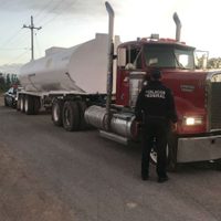 La PF recupera huachicol tras enfrentar a un convoy de sicarios en Guanajuato