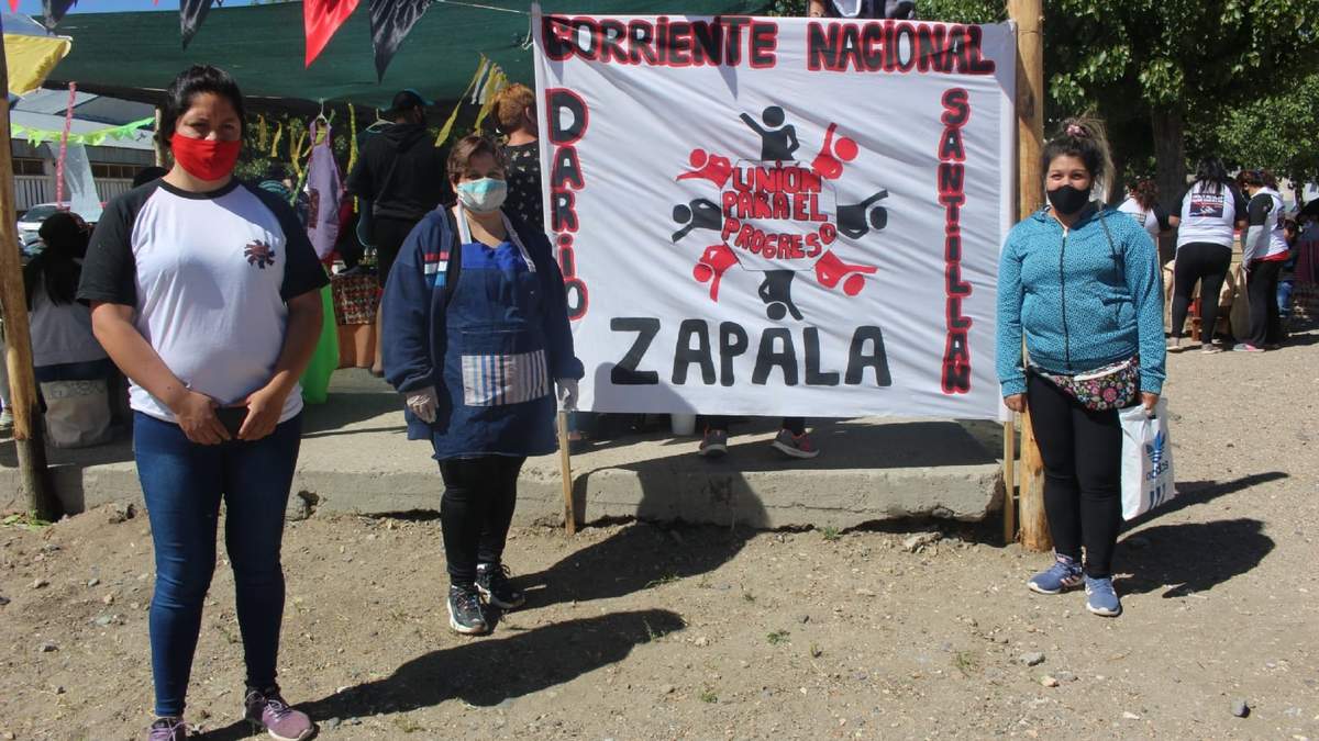 Julieta, Nancy y Yesica, referentes de la organización de la Feria en Zapala. Fuente: (Twitter)