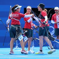 Critican a la Conade por colgarse de la medalla de bronce del equipo femenil de tiro con arco