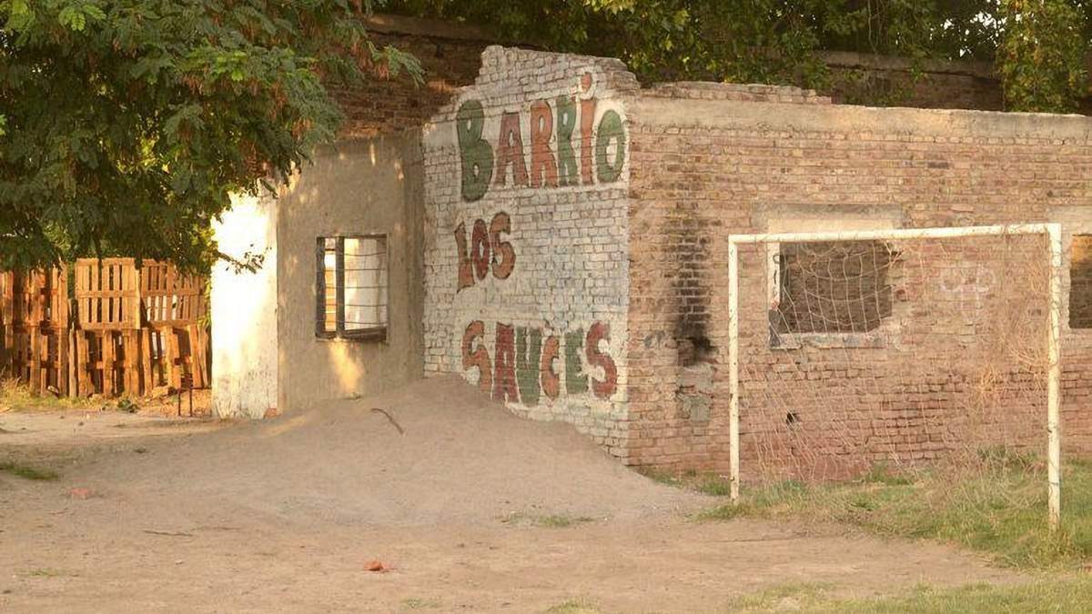 El asentamiento Los Sauces ya se consolidó en Cipolletti. Fuente: (Twitter)