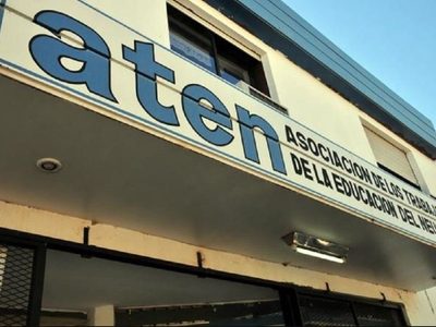 Trabajadores de la educación de Neuquén repudiaron el cierre del INADI