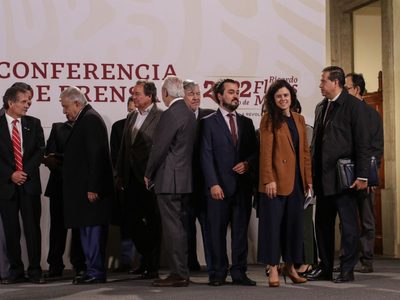 Salario mínimo pasará de 172 a 207 pesos en 2023; un incremento del 20%
