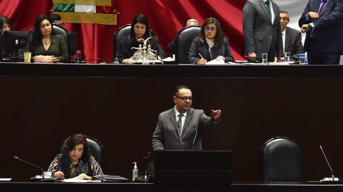 Germán Martínez, en la sesión de la Permanente