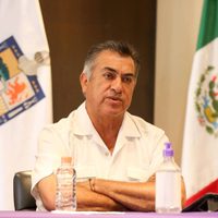 Dan arraigo domiciliario a “El Bronco” por caso Ecovía; seguirá en prisión por delitos electorales