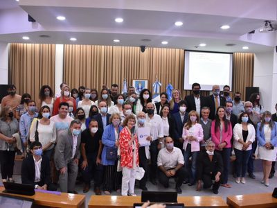 Horacio Quiroga fue homenajeado como vecino ilustre de la Ciudad de Neuquén