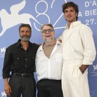 “Frankenstein”, de Guillermo del Toro, se estrena en Venecia y recibe 13 minutos de aplausos