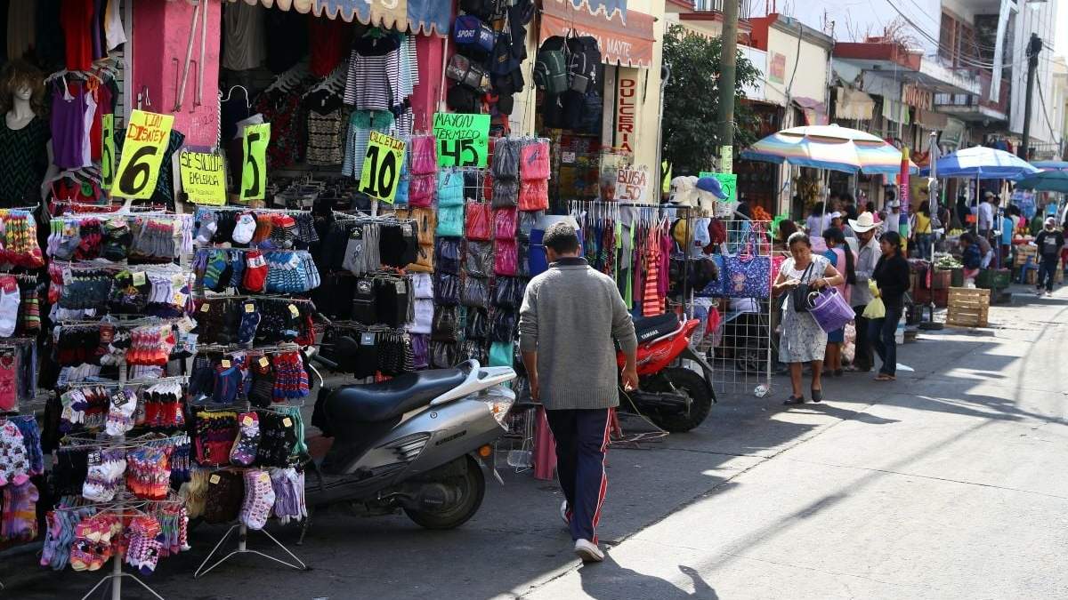 En 2021 aumentó en 2.2 millones las personas en el empleo informal