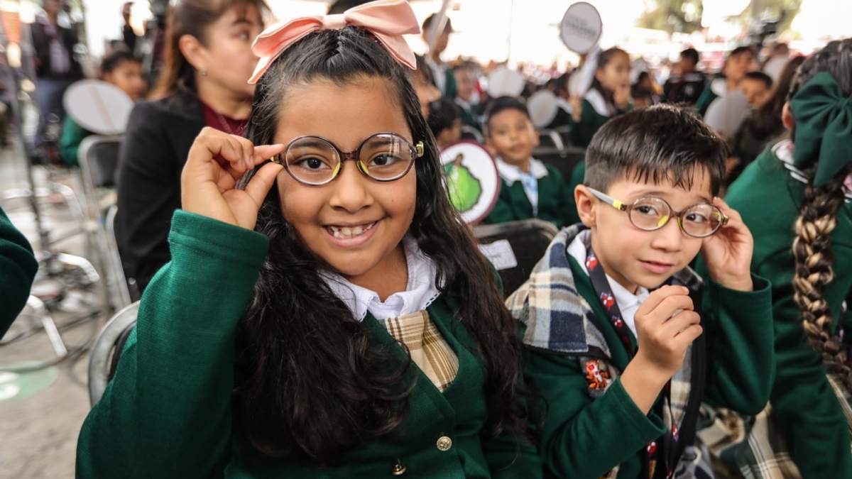 Niños de primaria recibirán lentes gratis