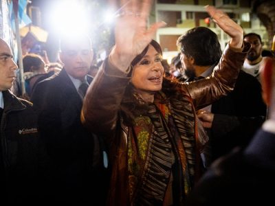 Por nuevas amenazas: el fiscal Pollicita pidió reforzar la seguridad de Cristina Kirchner
