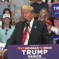 Trump se burla de Marcelo Ebrard: "nos dieron todo lo que yo quería" (Video)