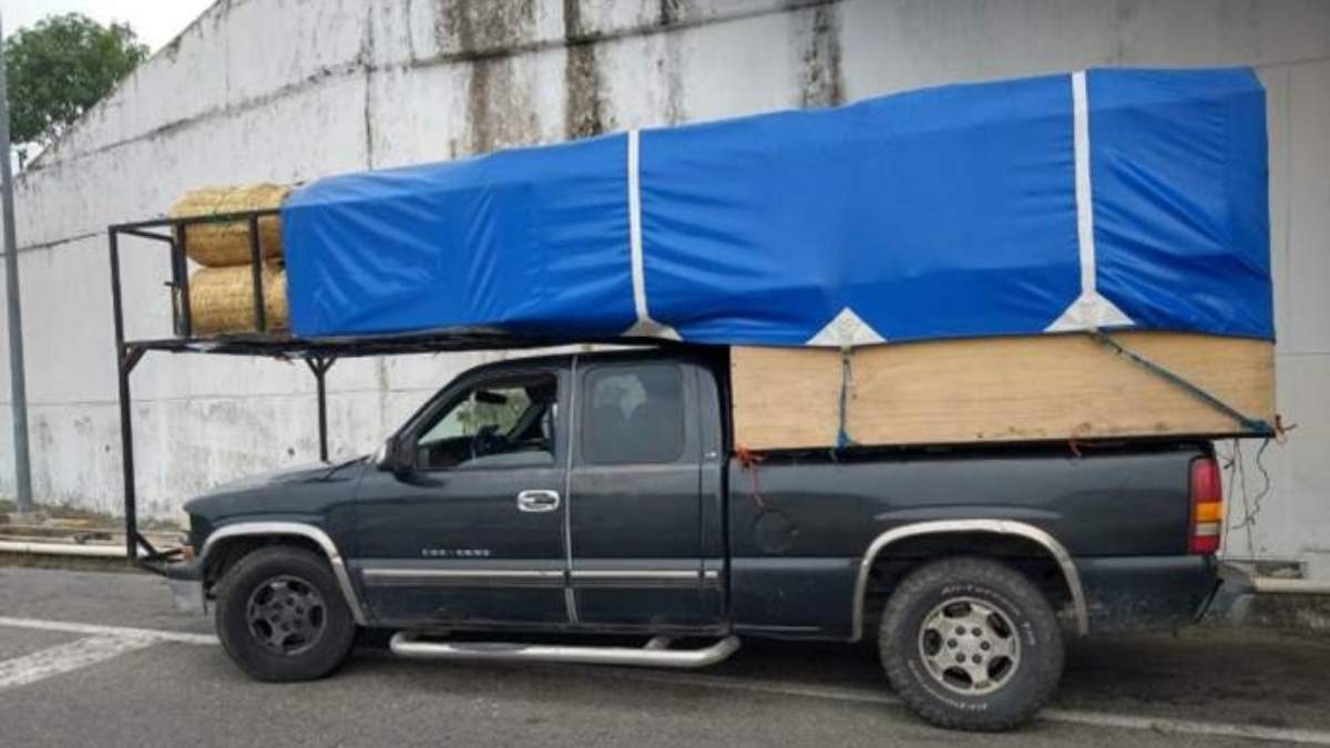 Los migrantes viajaban en una camioneta pick up en Las Choapas, Veracruz