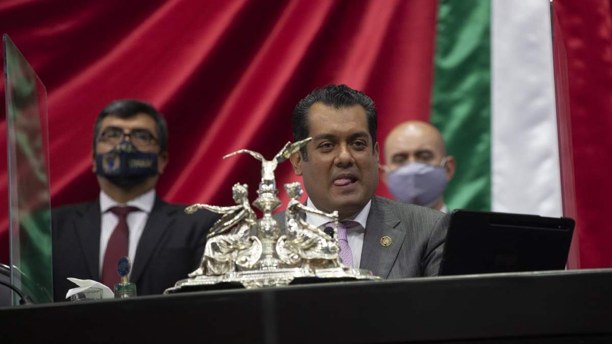 El presidente de la Mesa Directiva, Sergio Gutiérrez Luna