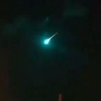 "Meteorito" desata búsqueda en NL y Tamaulipas... y también memes