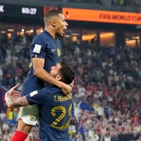 Qatar 2022: Mbappé saca el boleto de Francia para octavos de final