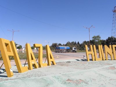 Piden que un barrio de Plaza Huincul se llame Diego Maradona