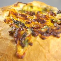Transformá una simple varilla de pan en una crocante receta: un relleno que no falla, apto para paladares exigentes