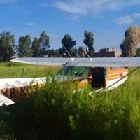 Por falla mecánica, una avioneta realiza un aterrizaje forzoso en Cholula