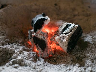 Cinco ideas para reutilizar las cenizas del asado