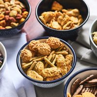 No gastés fortuna en Doritos, palitos ni otros snacks de bolsita: prepará este tan delicioso con lo que menos te imaginás