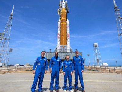 Así son las impresionantes imágenes de la Tierra tomadas por Artemis II en su trayecto a la Luna