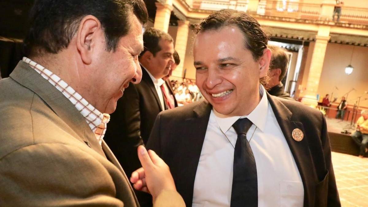 Diputado federal Hirepan Maya