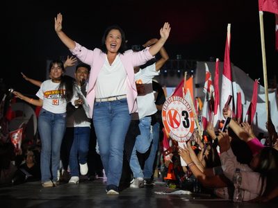 Perú elige presidente de entre 35 candidatos y un clima político dominado por el “efecto Bukele”
