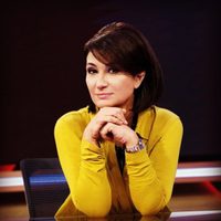 A sus 62 años, María Laura Santillán marca tendencia con el look más comfy que no falla esta temporada