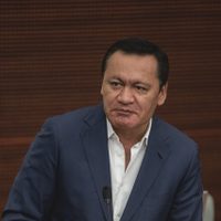 Osorio Chong desconoce la "moratoria constitucional" impulsada por "Alito" Moreno