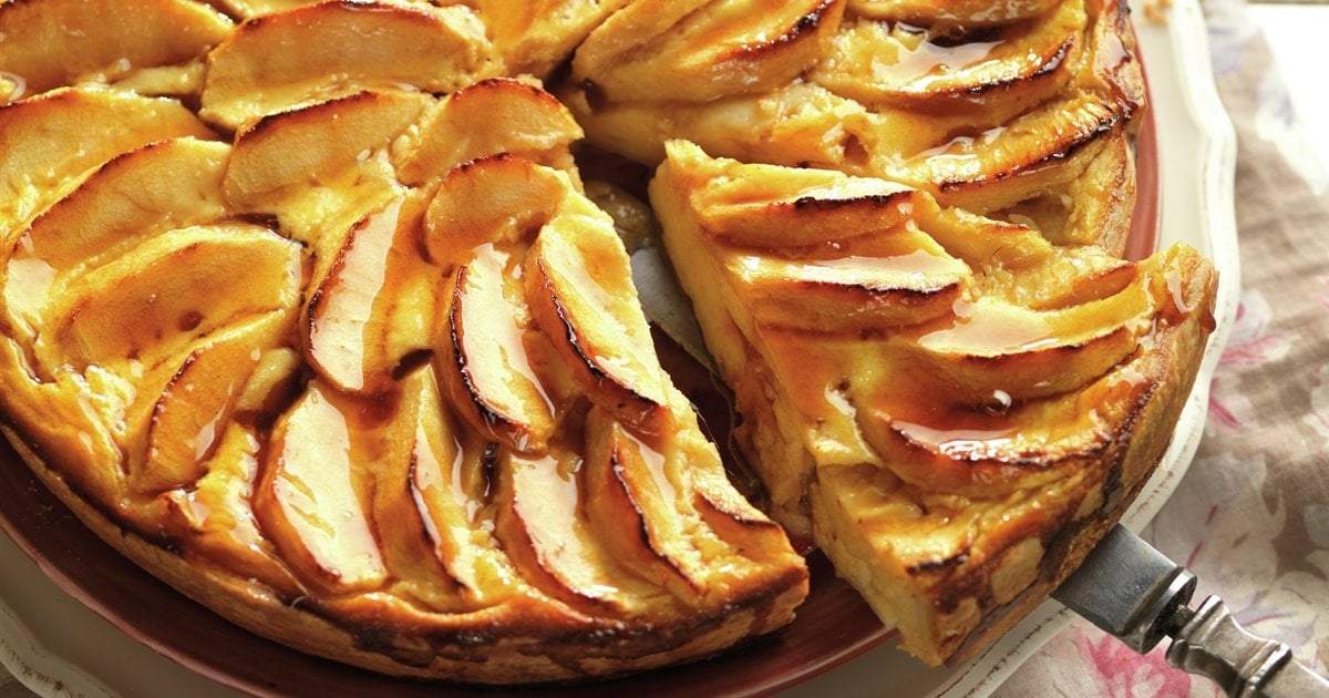 Tarta de manzana. Fuente: (Cocina Fácil/ RBA/ A.J.J. Estudi. S.C.P.)