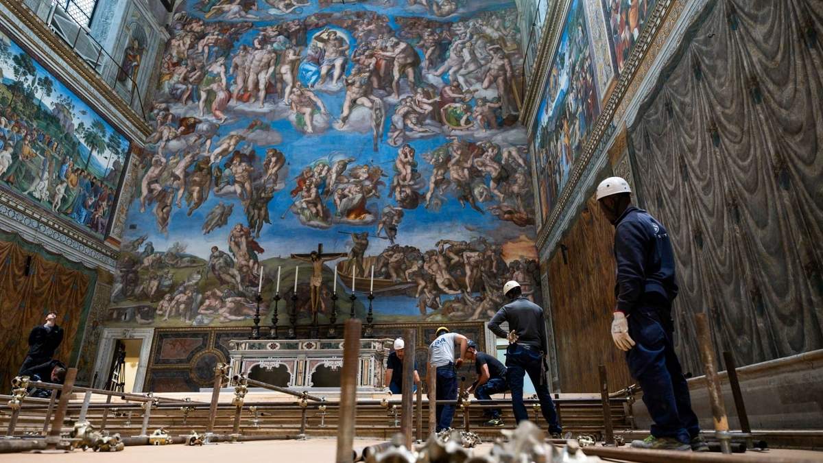 Trabajos en la Capilla Sixtina del Vaticano
