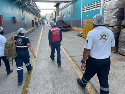 Colima: Diez intoxicados por derrame tóxico en empresa Marindustrias