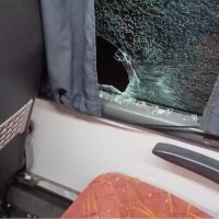 En imágenes: los ataques a las líneas de colectivos que no adhirieron al paro de la UTA