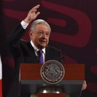 Policía que asesinó a normalista de Ayotzinapa se fugó: AMLO