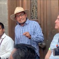 AMLO "no tiene las puertas abiertas para el magisterio", se queja la CNTE y retira bloqueo (Video)