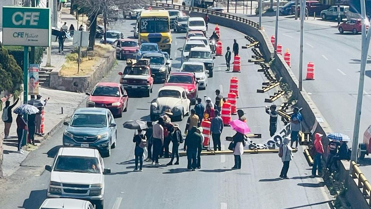 El bloqueo en el Boulevar de Zacatecas