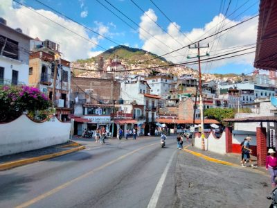 Hallan en Taxco los cuerpos de dos agentes de la Fiscalía de Guerrero secuestrados en Pilcaya