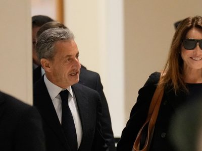 Condenan al expresidente de Francia, Nicolas Sarkozy a 5 años de prisión por conspiración criminal
