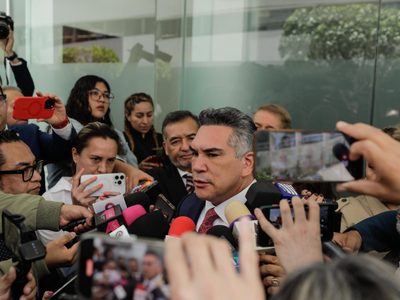 Alejandro Moreno compara a Morena con el nazismo por reforma al INE