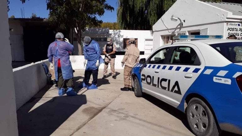 Rescate en el río Limay. Fuente: (Twitter)