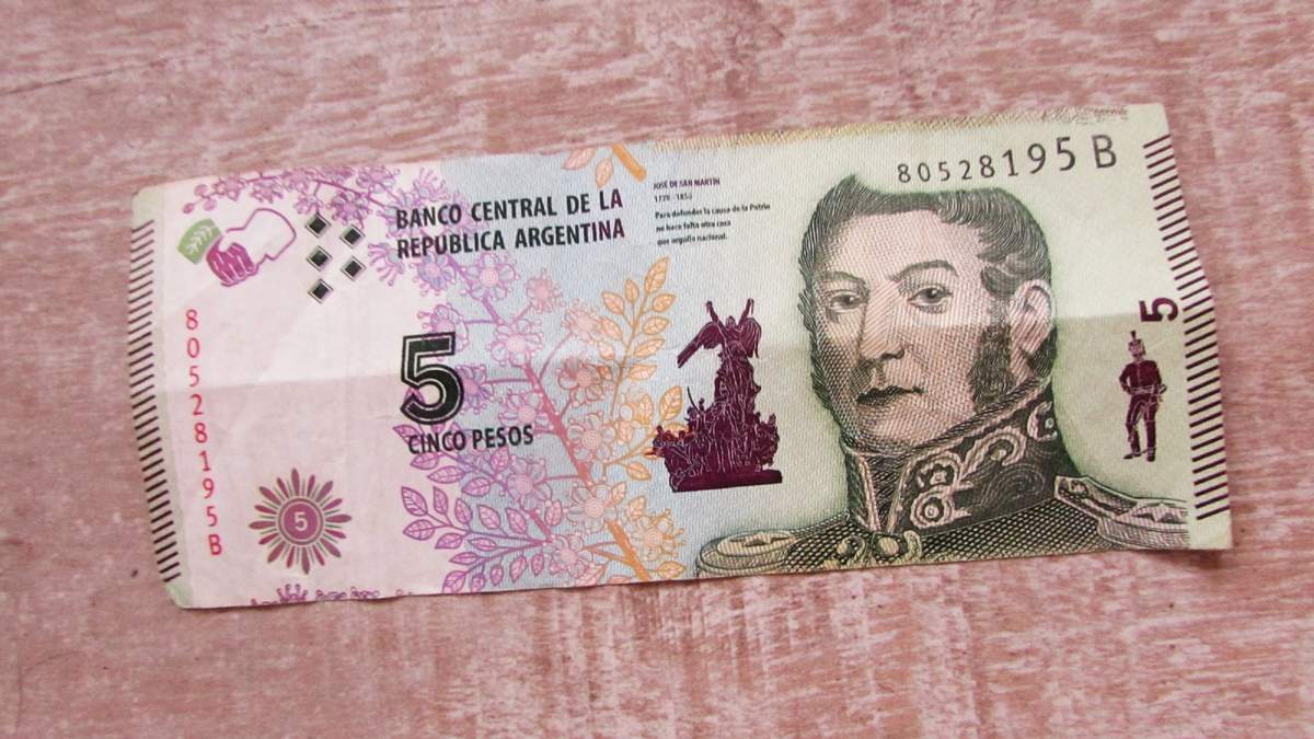 Billetes. Fuente: (Instagram)