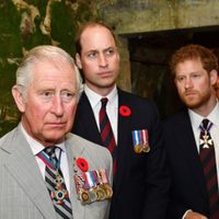"Inútil": polémica charla entre Harry, el príncipe Carlos y William tras la entrevista