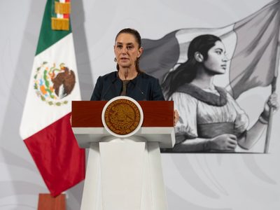 Sheinbaum anuncia campaña "No es costumbre, es violencia" contra abuso sexual, tras agresión
